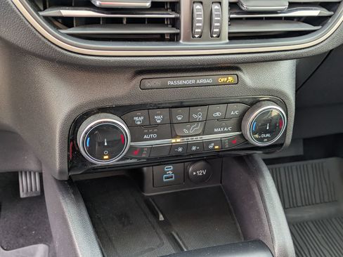 Certified 2022 Ford Escape SEL w/ Technology Package image 25