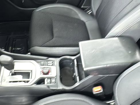 Used 2022 Subaru Forester Premium image 35