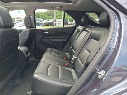 Used 2018 Chevrolet Equinox Premier AWD/4WD image 11