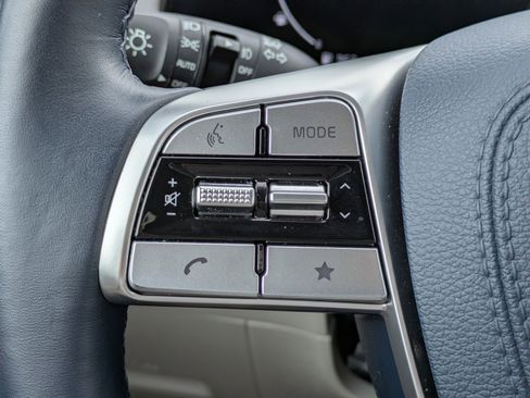 Certified 2025 Kia Telluride SX Prestige AWD/4WD image 22