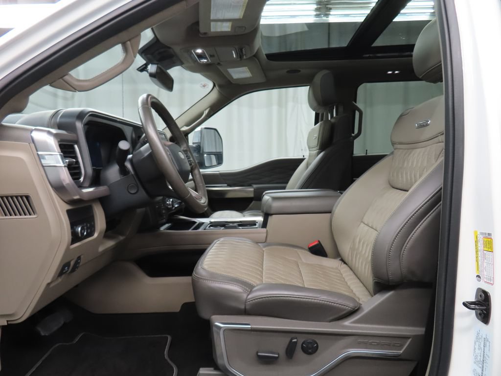 Used 2025 Ford F450 Platinum w/ Platinum Plus Package AWD/4WD image 12