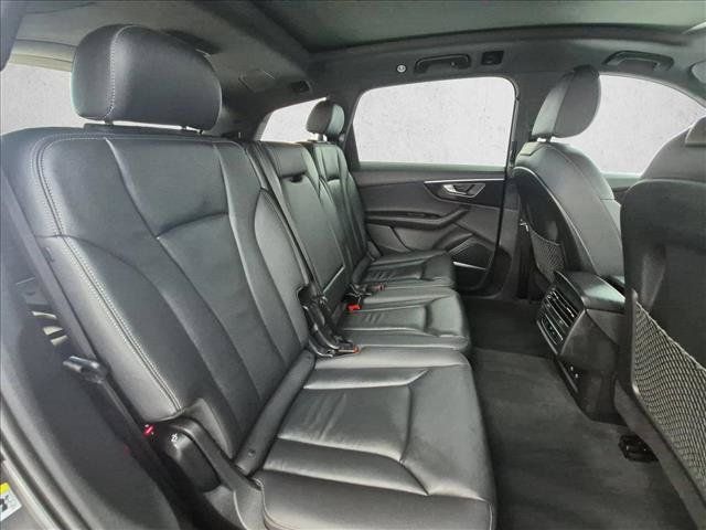 Used 2025 Audi Q7 3.0T Premium Plus AWD/4WD image 24