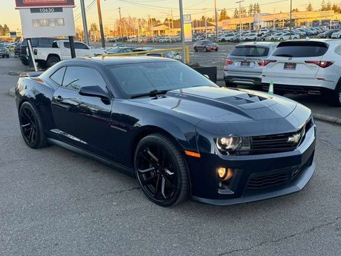 Used 2015 Chevrolet Camaro ZL1 image 2