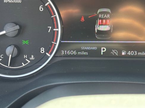 Used 2025 Nissan Rogue SV FWD image 42