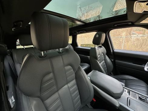 Used 2017 Land Rover Range Rover Sport HSE Dynamic image 41