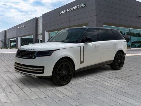 Used 2025 Land Rover Range Rover Long Wheelbase SE AWD/4WD image 1