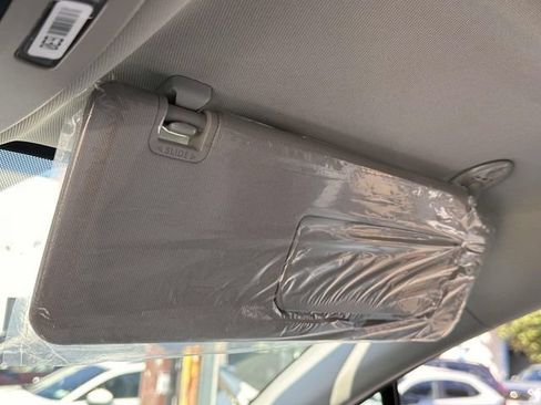 Used 2026 Toyota Sienna LE FWD image 32
