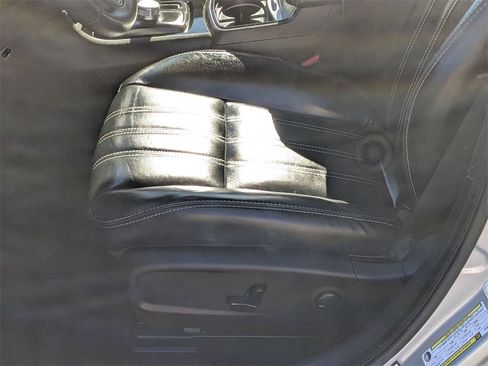 Used 2023 Chrysler 300 S image 24