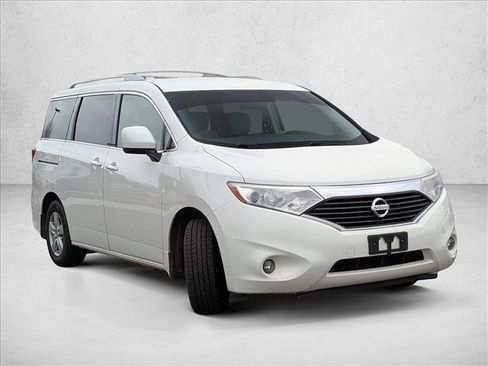 Used 2015 Nissan Quest SV image 3
