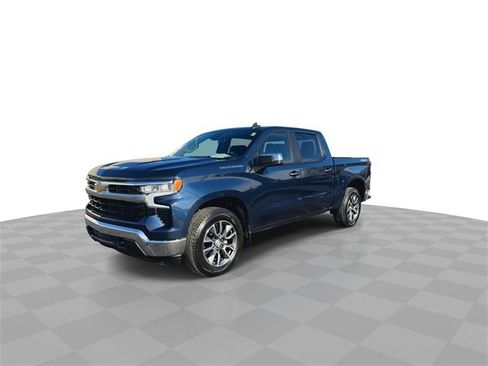 Used 2022 Chevrolet Silverado 1500 LT image 4