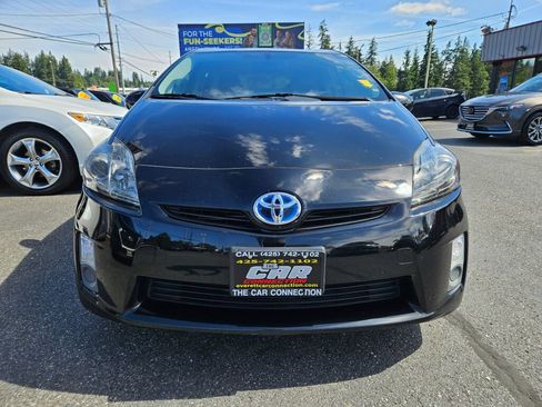 Used 2010 Toyota Prius Three FWD image 2