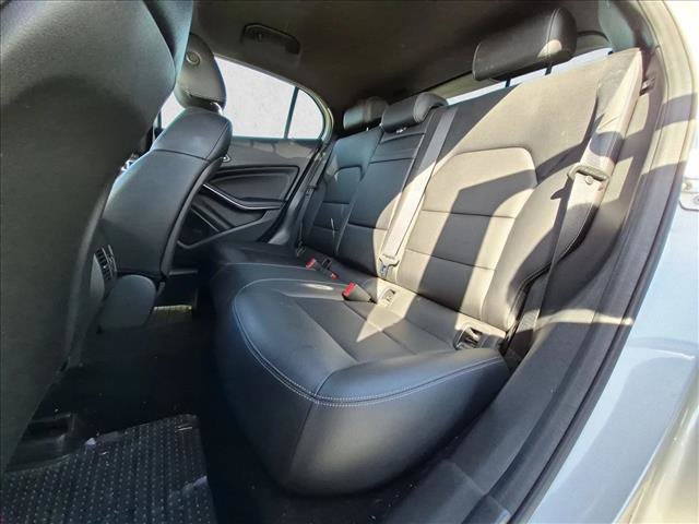 Used 2016 Mercedes-Benz GLA 250 image 17