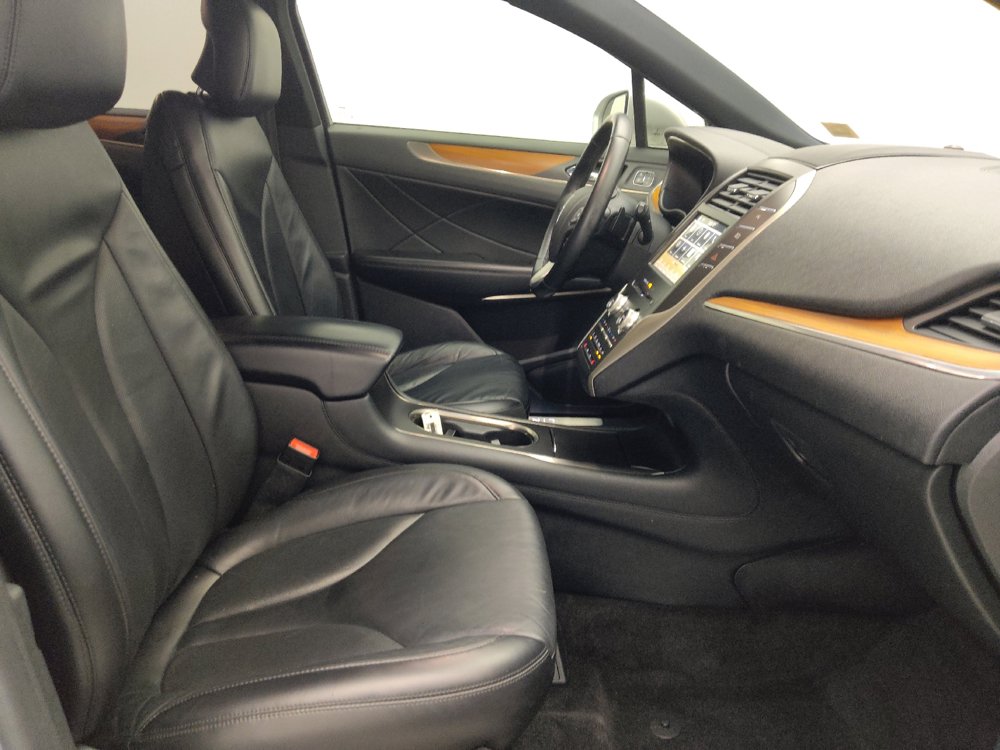 Used 2017 Lincoln MKC Select w/ Select Plus Package FWD image 21