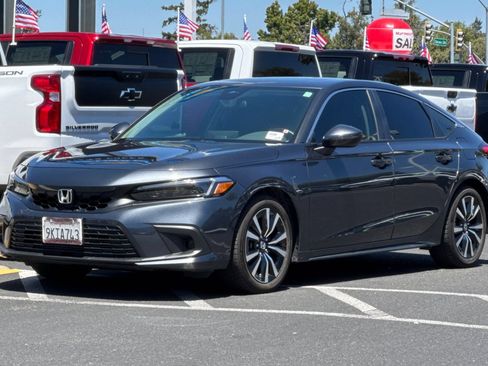 Used 2024 Honda Civic EX-L image 9