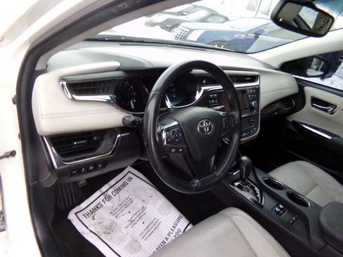 Used 2014 Toyota Avalon Limited image 50
