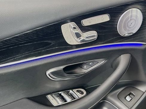 Used 2020 Mercedes-Benz E 350 Sedan image 17