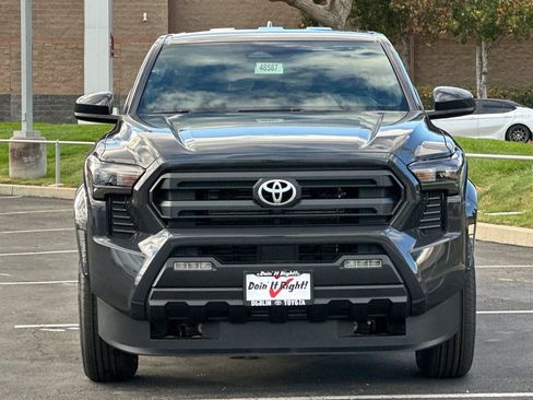 New 2026 Toyota Tacoma SR5 image 10