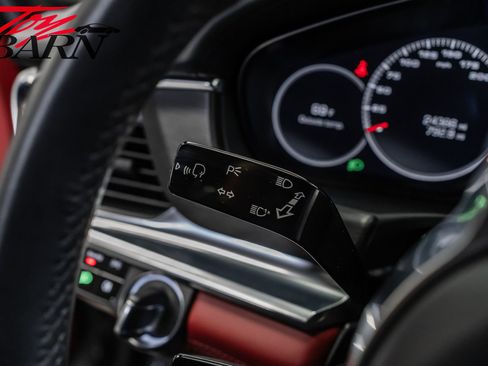 Used 2020 Porsche Panamera GTS image 35