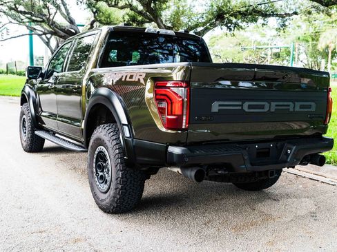 Used 2025 Ford F150 Raptor AWD/4WD image 12