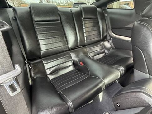 Used 2010 Ford Mustang GT image 13