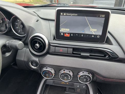 Used 2017 MAZDA MX-5 Miata Grand Touring image 14