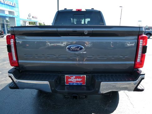 Used 2026 Ford F250 Lariat AWD/4WD image 6