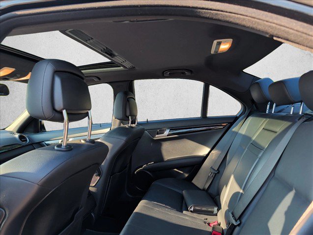 Used 2013 Mercedes-Benz C 300 4MATIC Sedan image 18