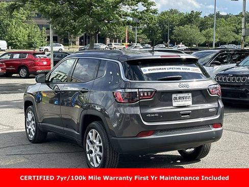 Used 2022 Jeep Compass Latitude AWD/4WD image 5