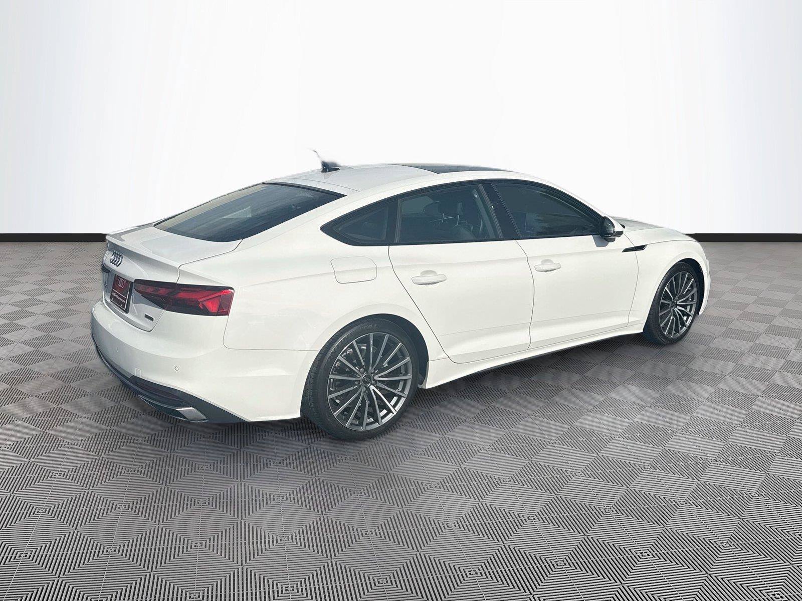 Used 2023 Audi A5 2.0T Premium Plus w/ Premium Plus AWD/4WD image 7