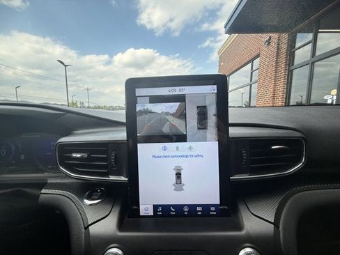 Used 2020 Ford Explorer ST w/ ST Street Pack image 30