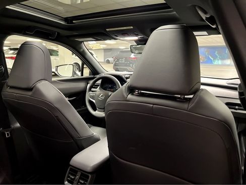 New 2025 Lexus UX 300h 300h Premium image 22