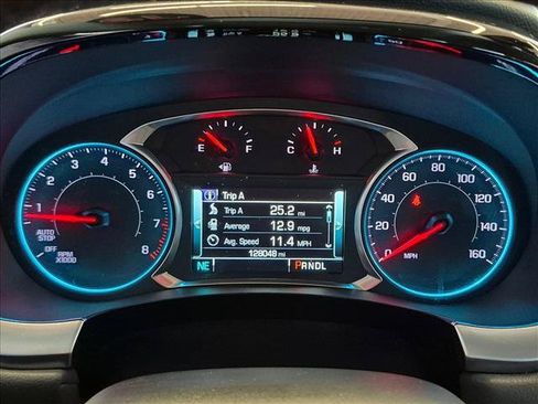 Used 2019 Chevrolet Traverse LT w/ LT Premium Package FWD image 11