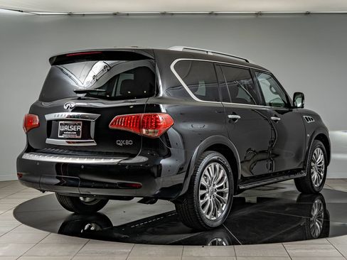 Used 2017 INFINITI QX80 4WD w/ Driver Assistance Package image 5