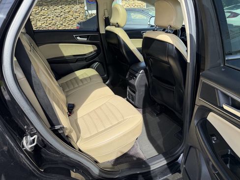 Used 2016 Ford Edge SEL w/ Equipment Group 201A AWD/4WD image 13