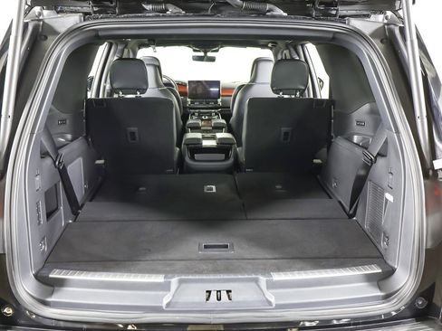 Used 2022 Lincoln Navigator Reserve image 25