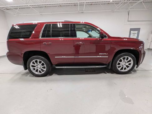 Certified 2017 GMC Yukon Denali image 7