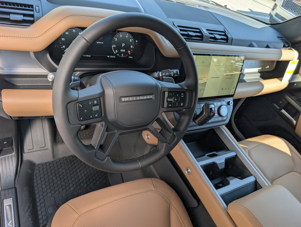 New 2026 Land Rover Defender 110 V8 AWD/4WD image 4