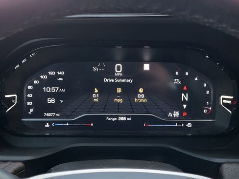 Used 2022 GMC Yukon XL Denali image 14