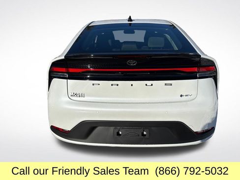 New 2026 Toyota Prius LE image 5