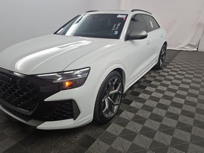 Used 2025 Audi RS Q8 performance