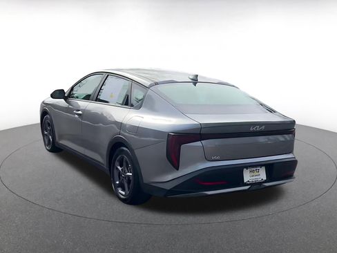 Used 2025 Kia K4 LXS image 11