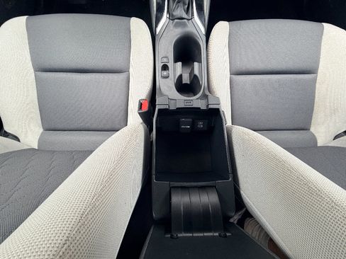 Used 2024 Toyota Corolla LE FWD image 14