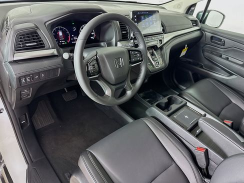 New 2026 Honda Odyssey EX-L image 8