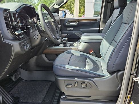 New 2025 Chevrolet Silverado 1500 High Country w/ Technology Package image 3