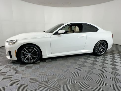 Used 2024 BMW 230i Coupe w/ Premium Package image 2
