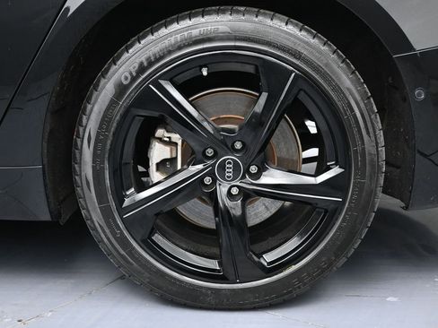 Used 2024 Audi A6 Premium Plus image 13