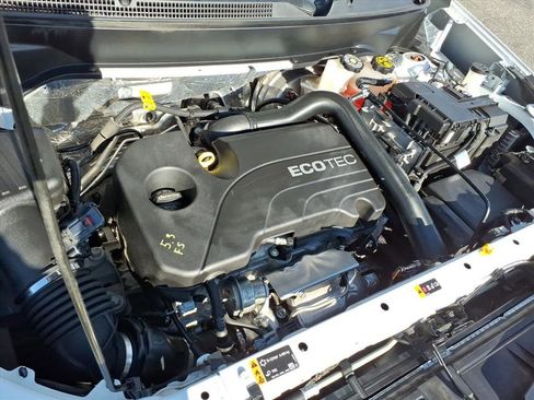 Used 2022 Chevrolet Equinox LT image 36