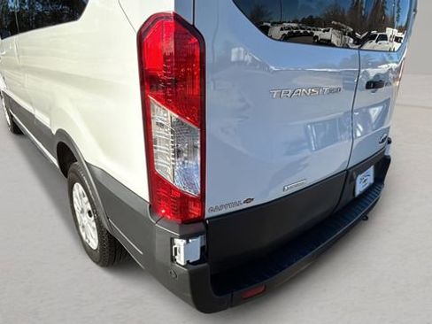 Used 2023 Ford Transit 350 XLT image 33
