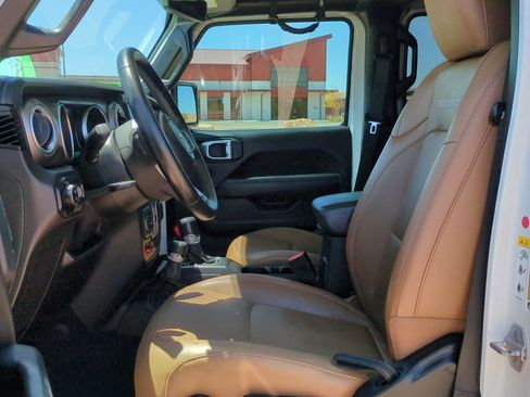 Used 2020 Jeep Gladiator Rubicon AWD/4WD image 14