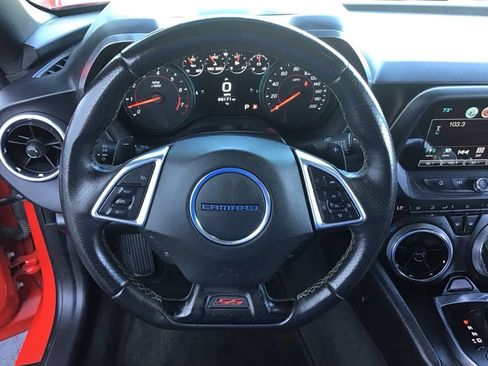 Used 2016 Chevrolet Camaro SS RWD image 17